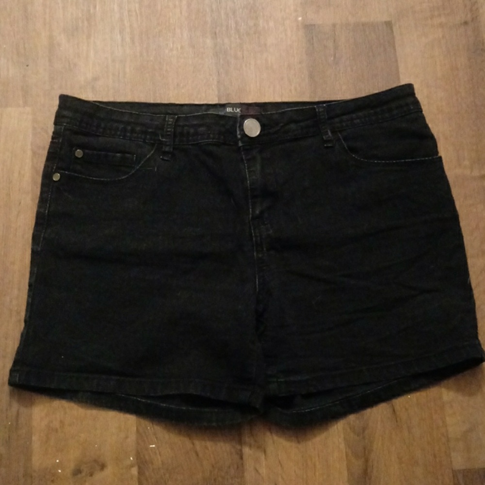 Size 9/10 Shorts